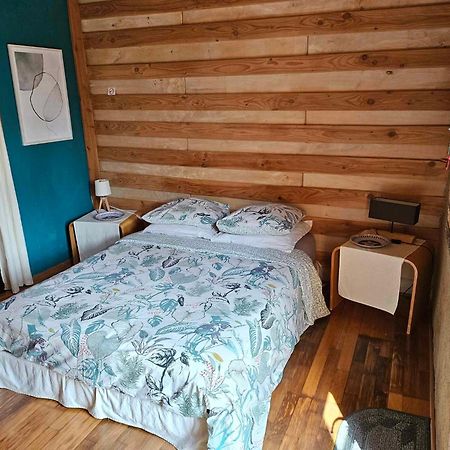 Bed and Breakfast Brindepaille Валлон-Пон-д'Арк Экстерьер фото